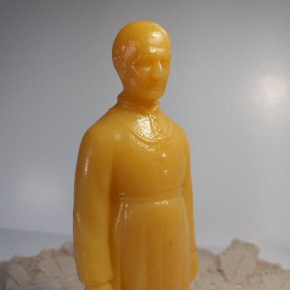 Religious Statue Pere Andre Father Andre 8" Resin Canadian Saint Catholicism - Picture 2 of 8